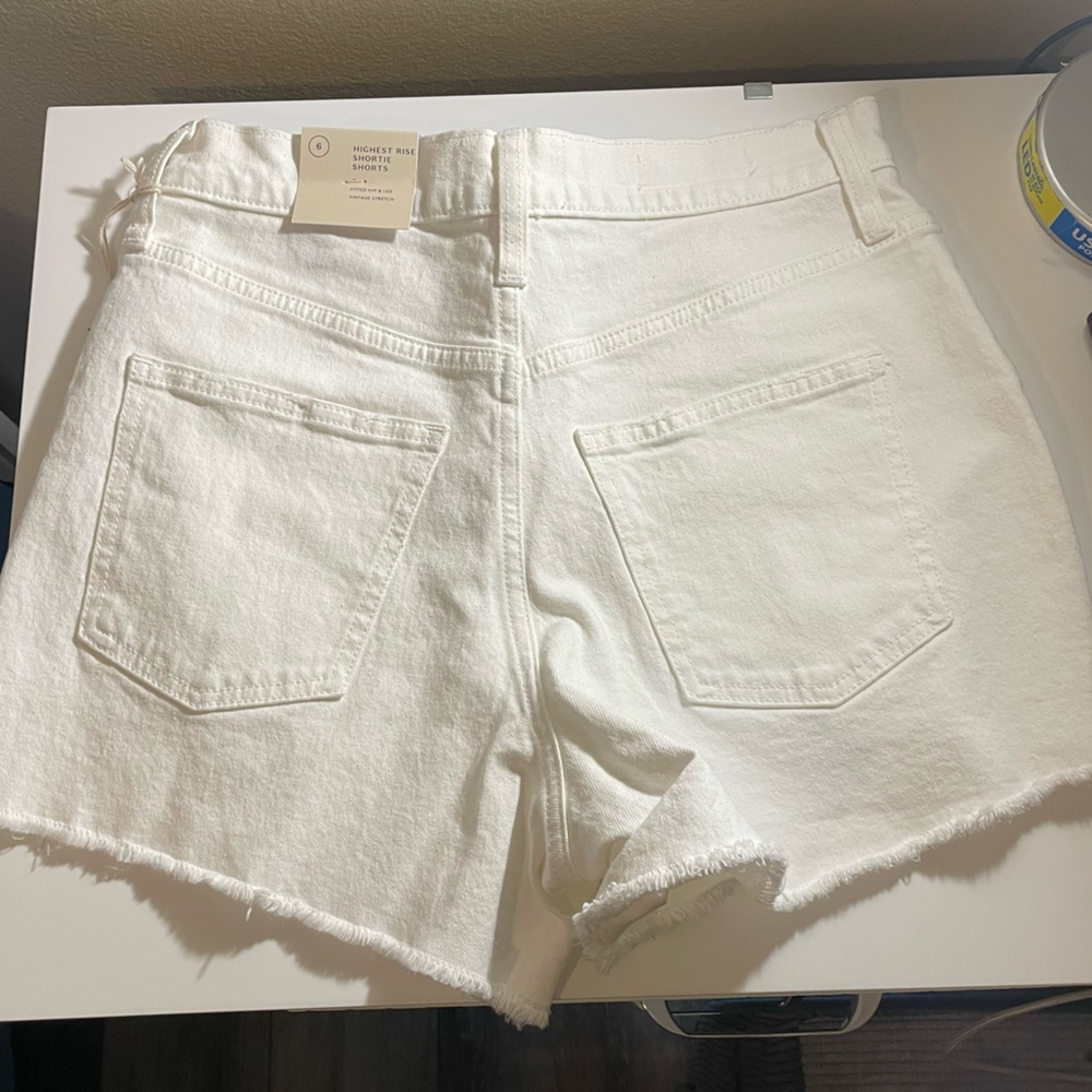 Universal Thread Shorts - Picture 3 of 4